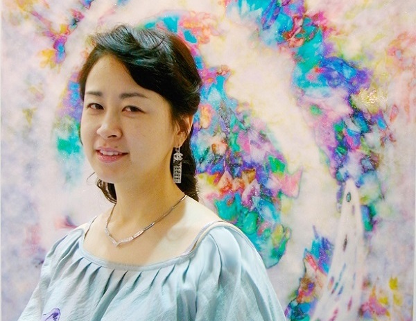 나비작가 김현정, <빛-생명의 바람> 23회 개인전 열어