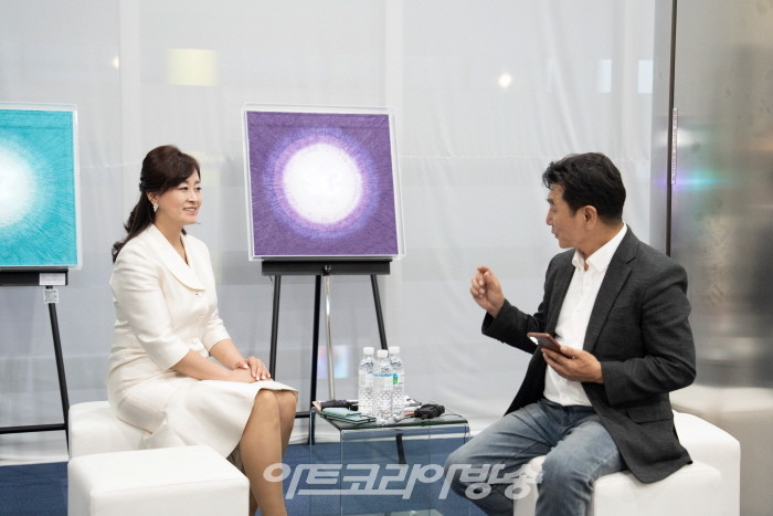 나비작가 김현정의 ‘Interstellar’